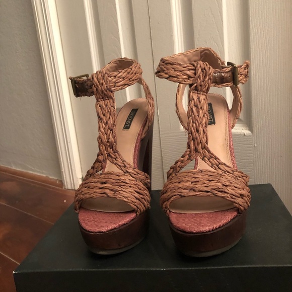 Shoemint Raffia Heels - Picture 2 of 4